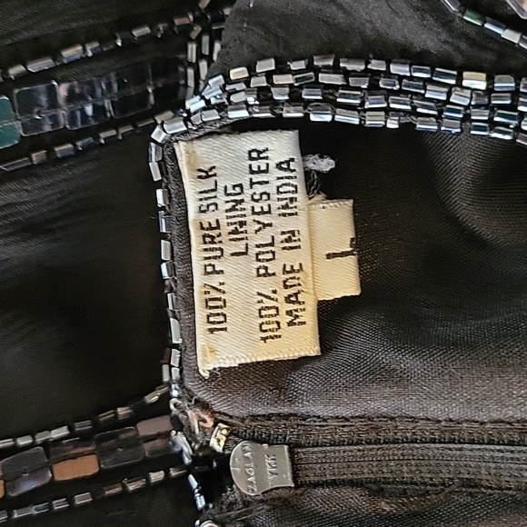 True Vintage 1980s Black and Silver Sequins Beaded Top Scallop Edging M L - Picture 4 of 4